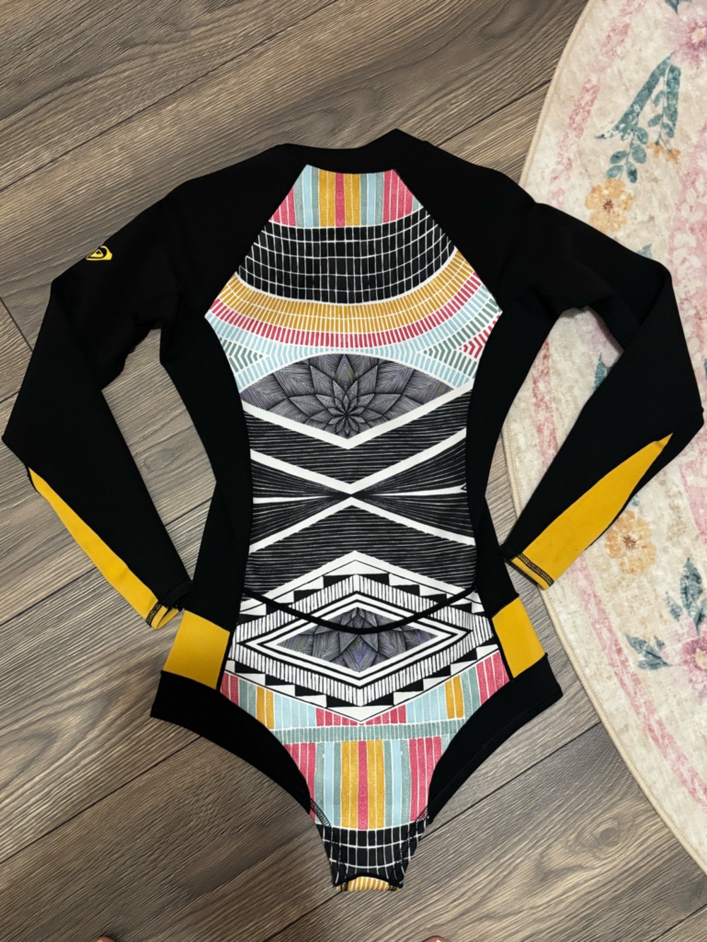 Roxy Women’s Pop Surf Full Zip Cheeky Wetsuit 8 - Picture 4 of 6